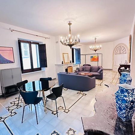 Elegante Appartamento Nel Cuore Del Barocco Lecce Ngoại thất bức ảnh