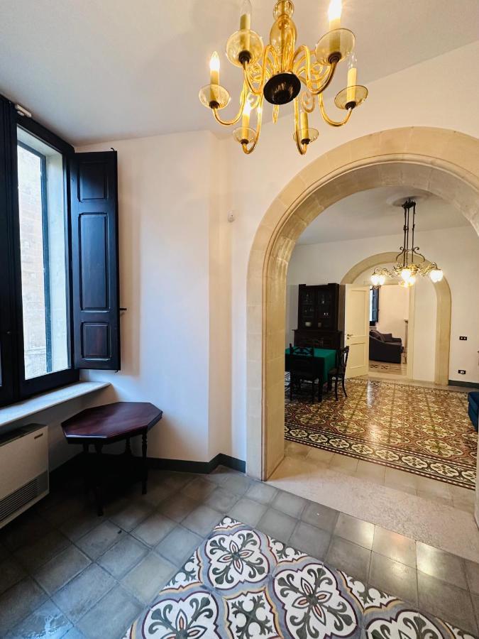 Elegante Appartamento Nel Cuore Del Barocco Lecce Ngoại thất bức ảnh
